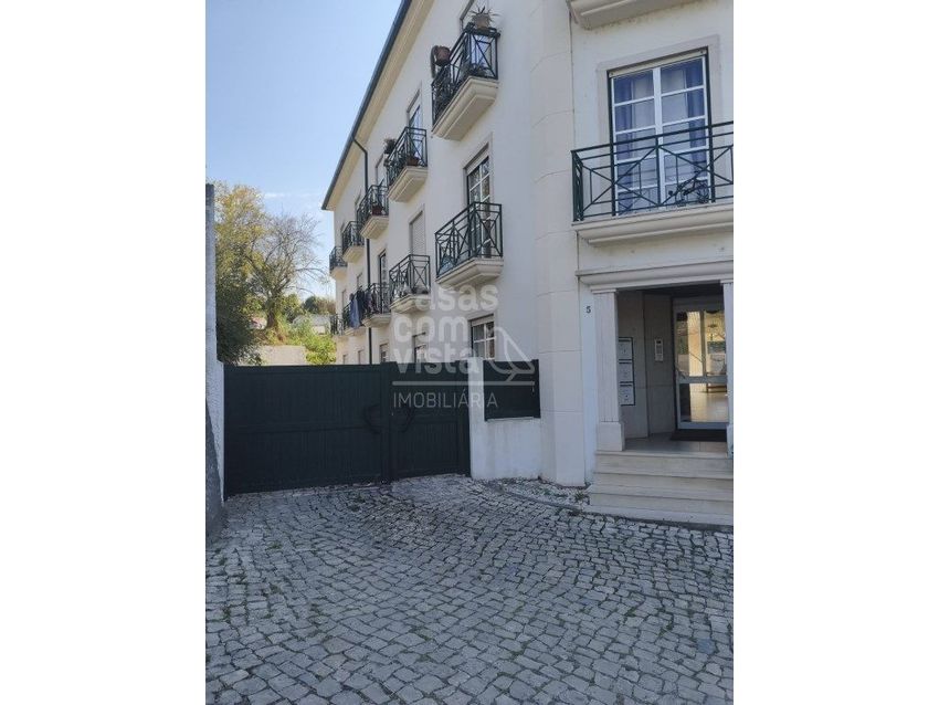 Imagem Vistas de apartamento t2 em Rua Entre Moinhos, 5