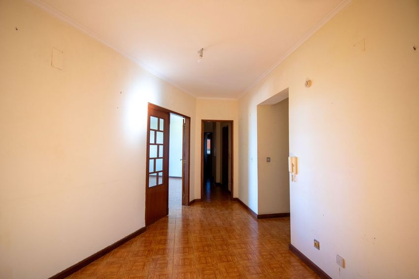Imagem Divisão de apartamento t3 em Rua 5 de Outubro, 13