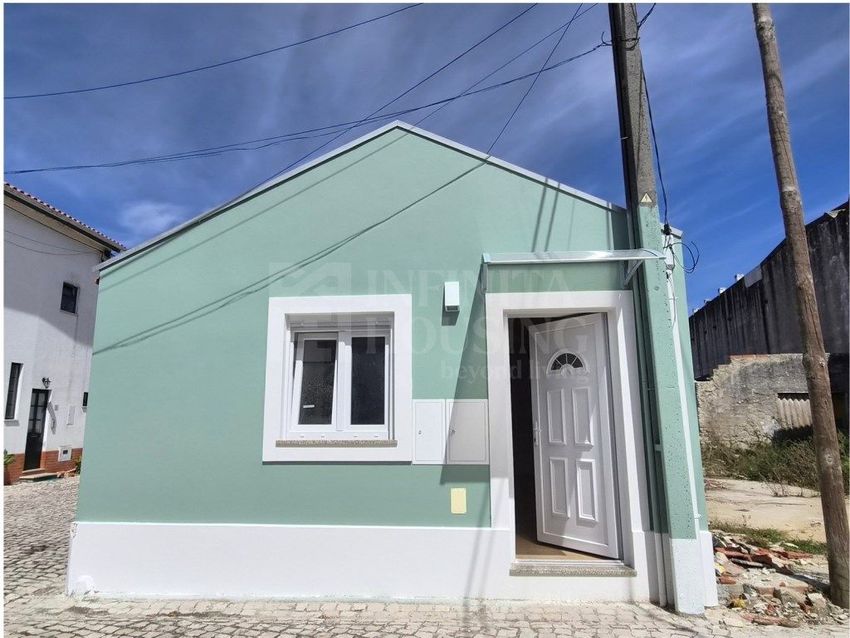 Imagem Fachada de  moradia independente em Travessa da Filarmónica Ilhavense, 18