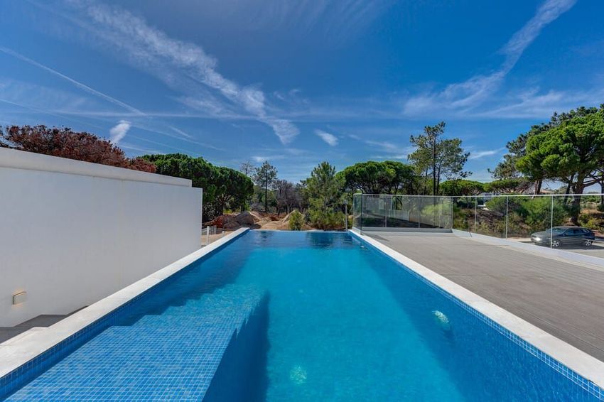 Imagem Piscina de  casa ou moradia em Rua Florida