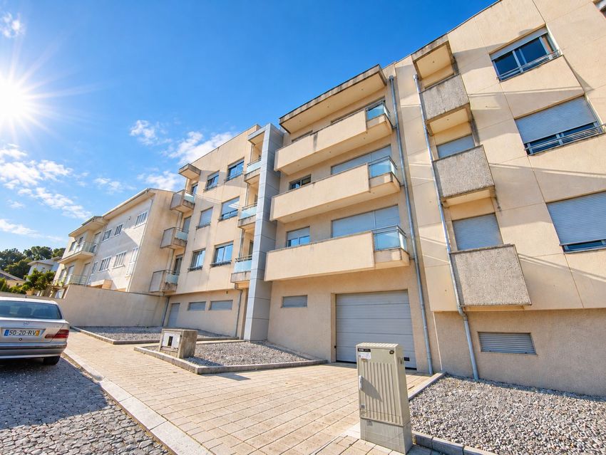 Imagem Vistas de apartamento t2 em Rua Mestre Joaquim Pereira Ramos