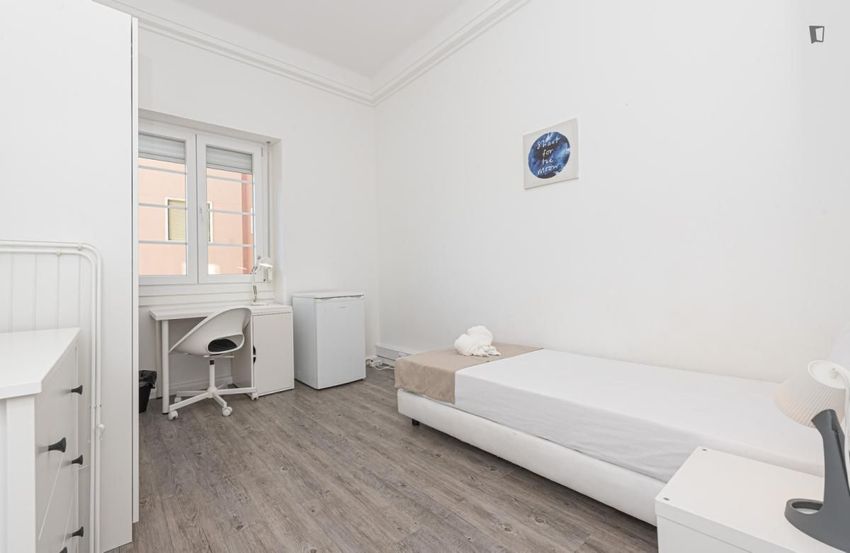 Imagem Quarto de quarto em Alameda Dom Afonso Henriques