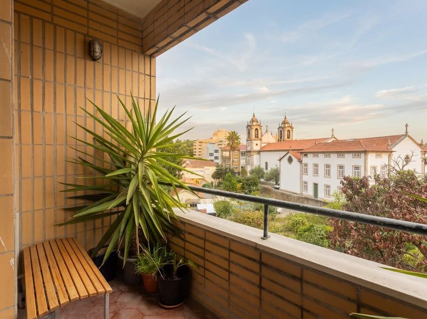 Imagem de apartamento t2 em Rua de Diogo Botelho, 137