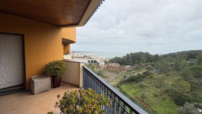 Imagem Terraço de apartamento t2 em Rua Miradouro do Sado