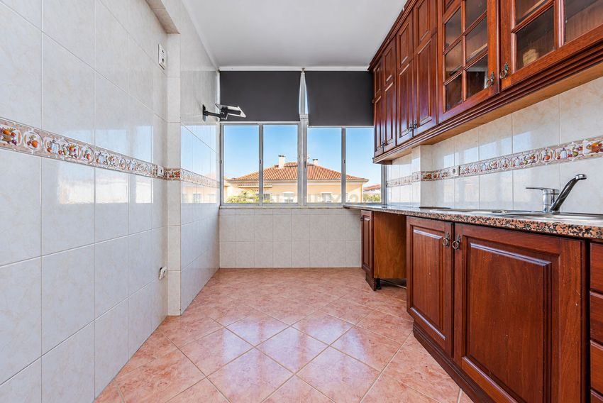 Imagem Cozinha de apartamento t2 em Rua Mal Talhado, 23