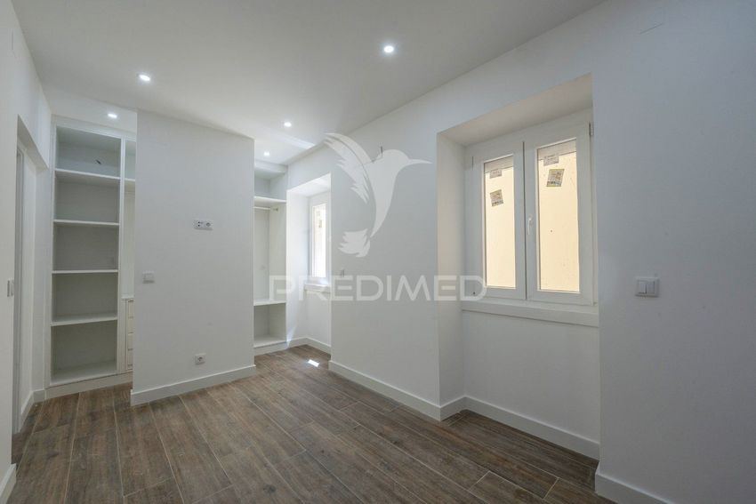 Imagem de apartamento t2 em Rua Elias Garcia