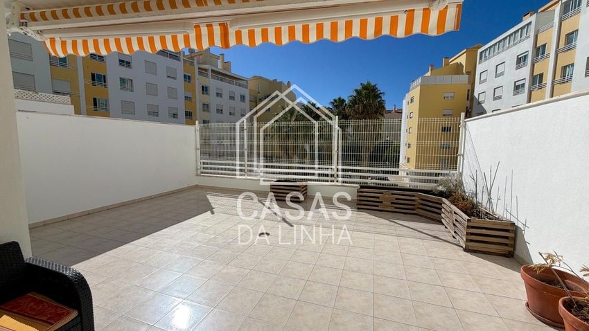 Imagem Terraço de apartamento t2 em Jardins da Parede