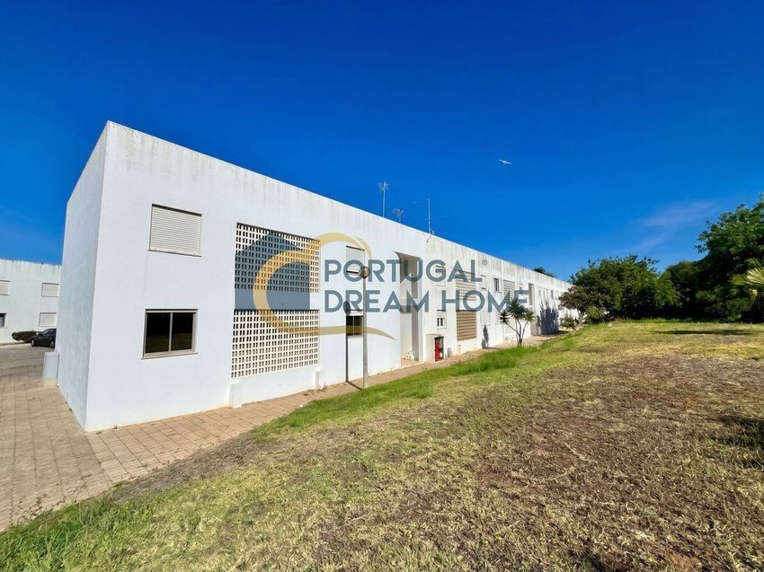 Imagem Fachada de apartamento t3 em Quinta da Palmeira