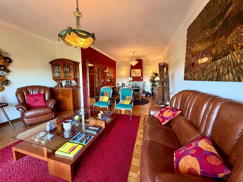 Imagem Sala de estar de apartamento t4 em Santa Maria Maior
