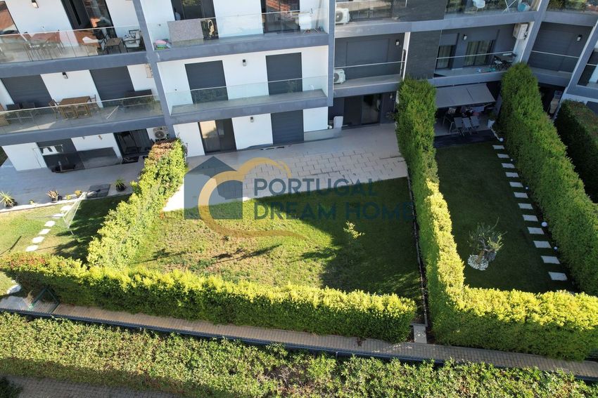 Imagem Fachada de apartamento t2 em Travessa da Igreja