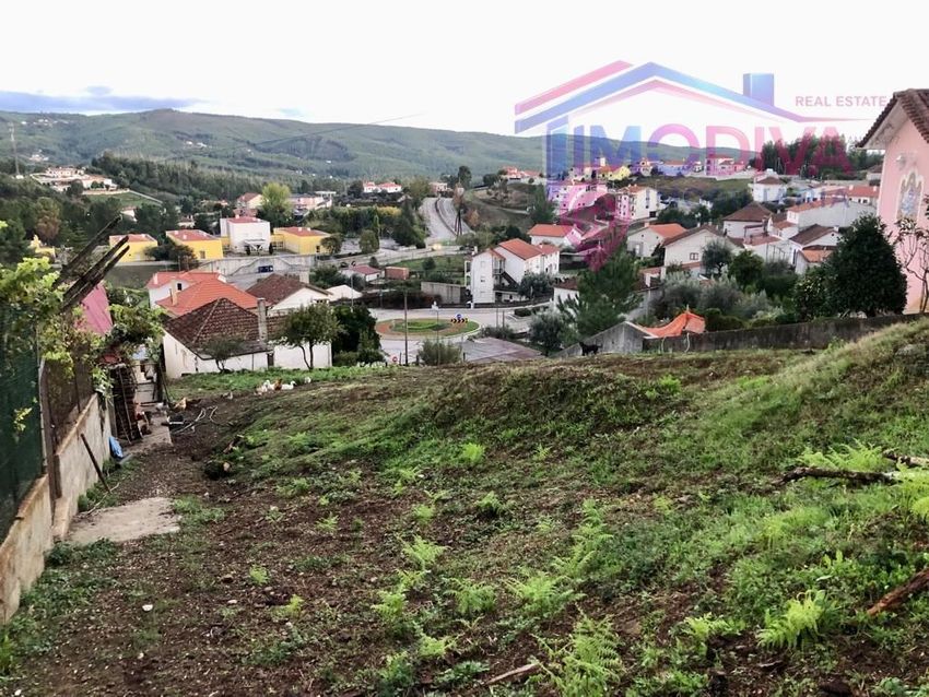 Imagem Vistas de terreno em Castanheira de Pêra
