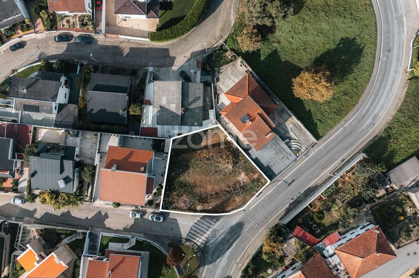 Imagem Terreno de terreno em Rua do Curral, 35