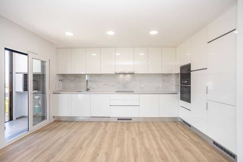 Imagem Cozinha de apartamento t2 em Avenida 5 de outubro c/ R. Filipe Nery, 233