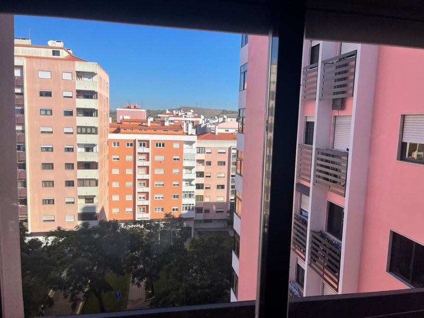 Imagem Vistas de apartamento t2 em Avenida do Brasil