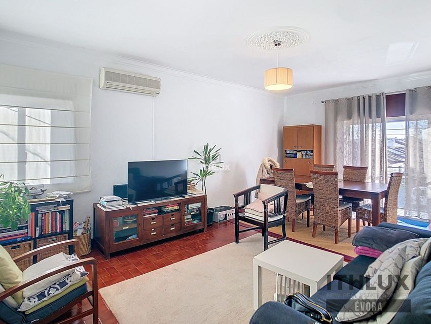 Imagem Sala de estar de  casa ou moradia em Bacelo e Senhora da Saúde