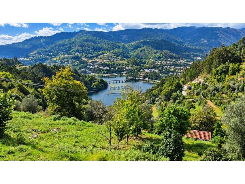 Imagem Vistas de  quinta em Ventosa e Cova