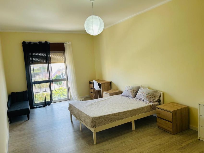 Imagem Quarto de quarto em Largo de São João Baptista, 40