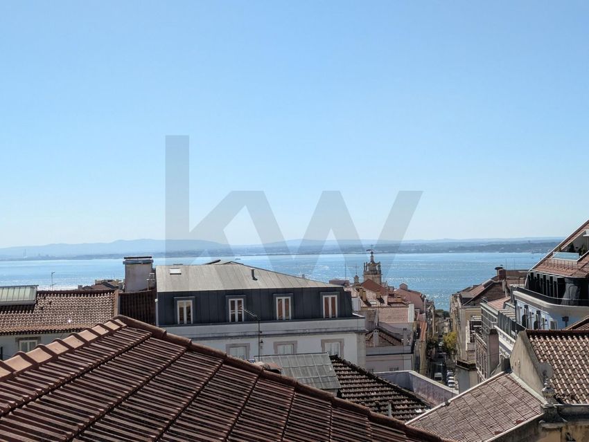 Imagem Vistas de apartamento t5 em Chiado
