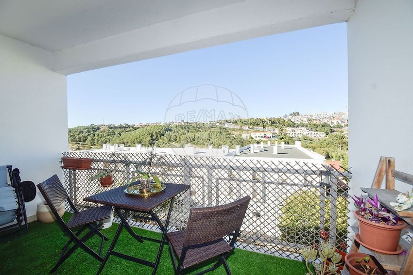 Imagem Terraço de apartamento t1 em Rua Alberto Costa