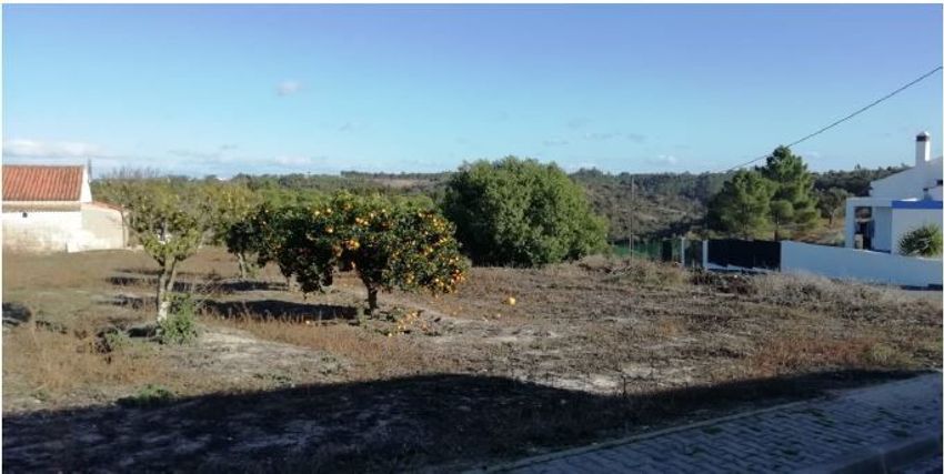 Imagem de terreno em Rua do Sobreiro, 106
