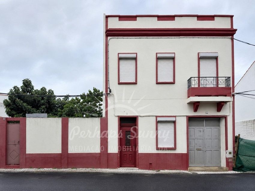 Imagem Fachada de apartamento t3 em Grândola e Santa Margarida da Serra