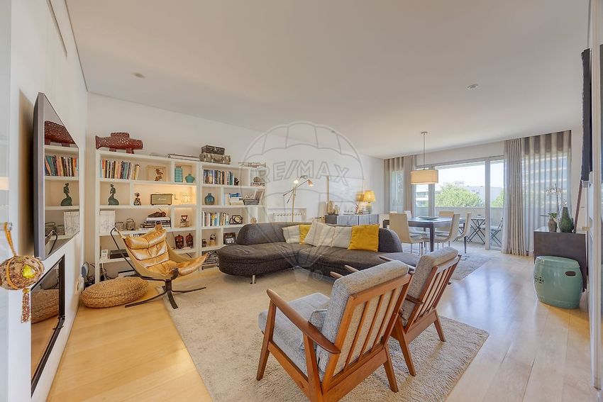 Imagem Sala de estar de apartamento t3 em Rua das Andresas