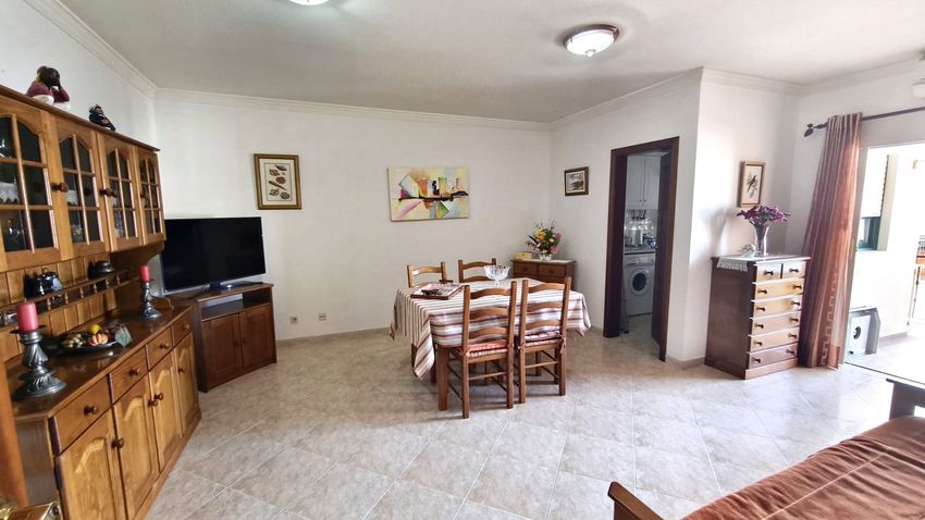 Imagem Sala de estar de apartamento t1 em Rua Coronel Santos Gomes