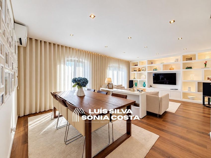 Imagem Sala de estar de duplex em Quinta do Pedrinho, 9