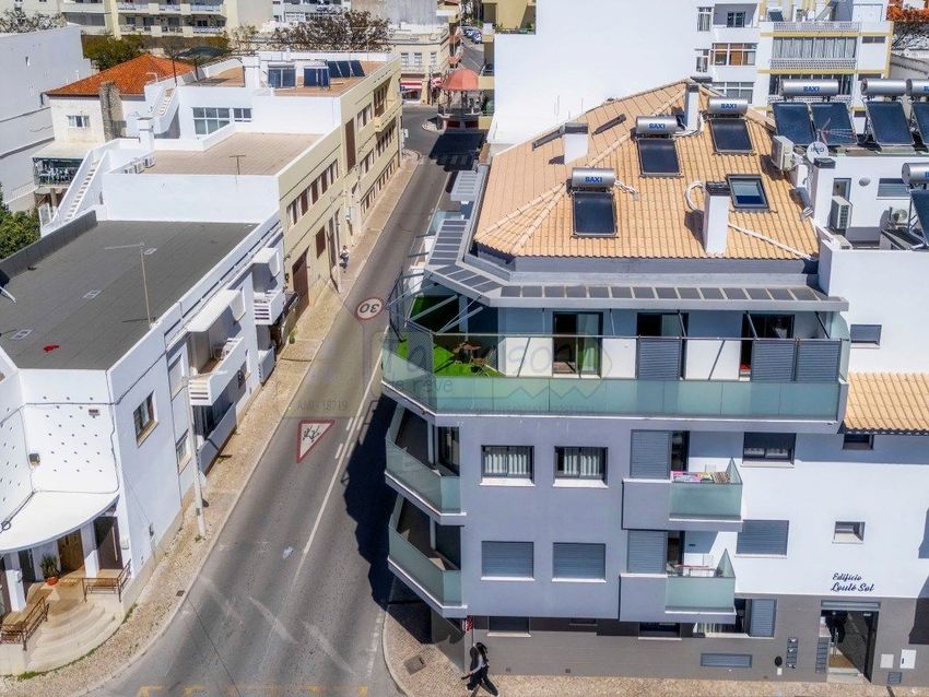 Imagem Vistas de apartamento t3 em Rua Engenheiro Barata Correia, 22