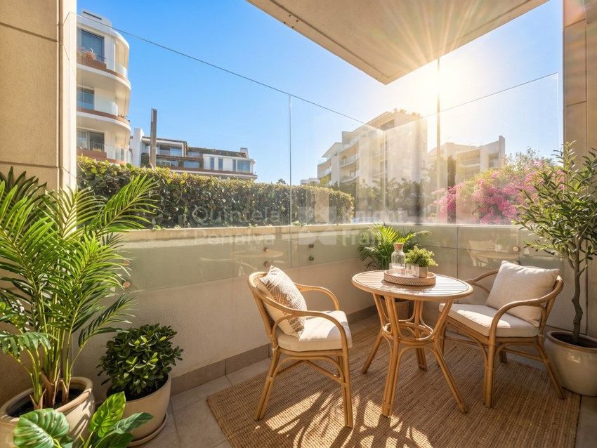Imagem Varanda de apartamento t3 em Avenida Marechal Carmona, 124 a