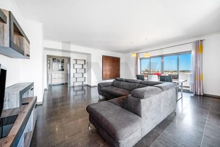 Imagem Sala de estar de apartamento t3 em Amparo - Alto do Quintão