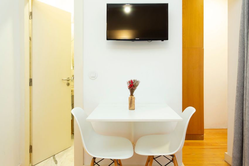 Imagem Sala de estar de apartamento t0 em Rua Martins de Carvalho, 31