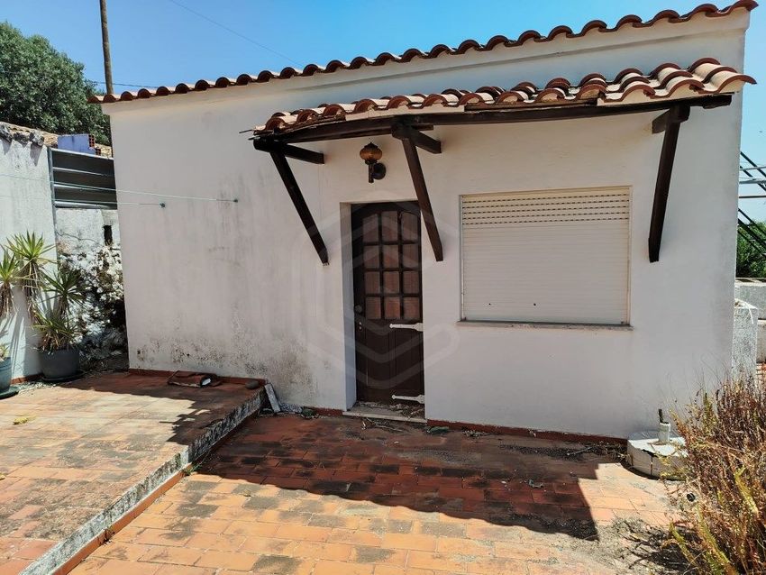 Imagem Fachada de  moradia independente em São Romão - Fonte do Touro