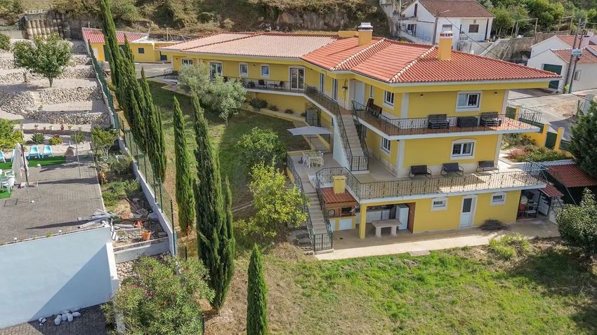 Imagem Fachada de  casa ou moradia em Bairro do Pinheiro Grande