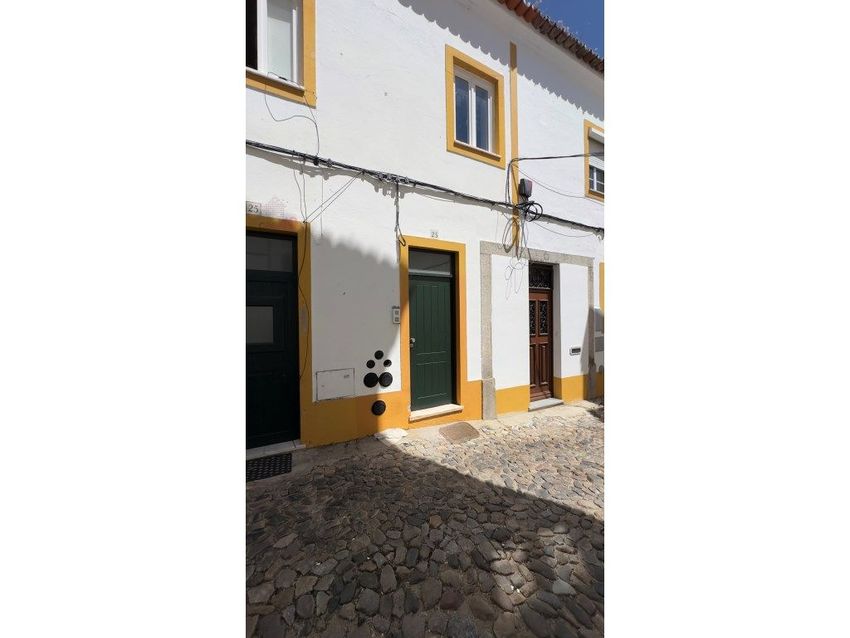 Imagem Fachada de apartamento t2 em Évora