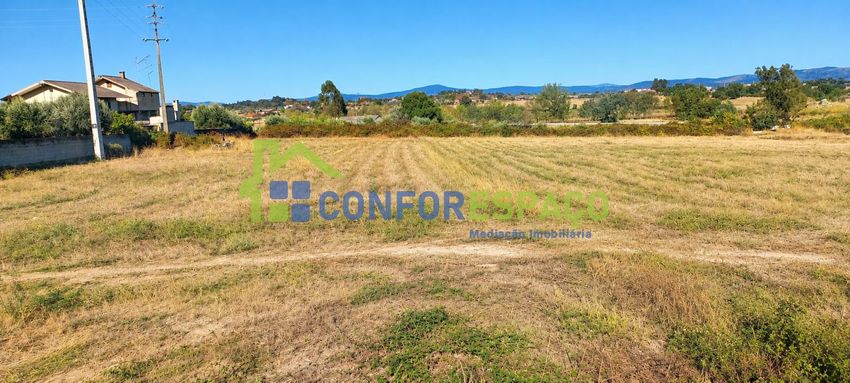 Imagem Terreno de terreno em Alcains