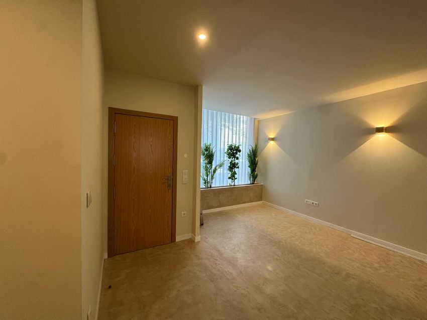 Imagem Divisão de apartamento t2 em Rua Brito e Cunha