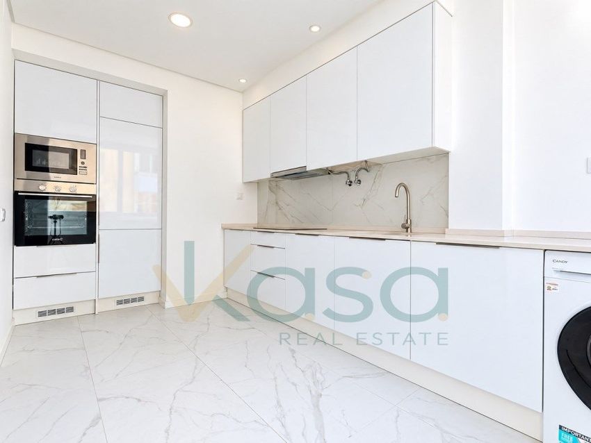 Imagem Cozinha de apartamento t2 em Alto do Seixalinho