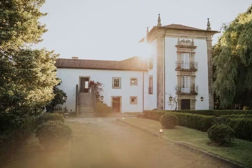 Imagem Fachada de  moradia independente em Fontão