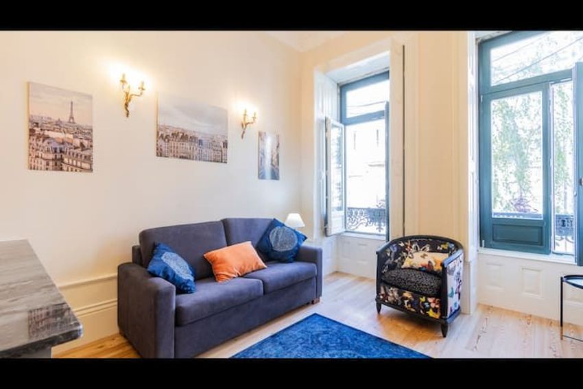 Imagem Sala de estar de apartamento t1 em Rua de Álvares Cabral