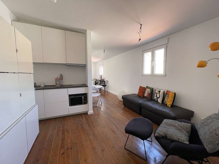 Imagem Sala de estar de apartamento t2 em Rua dos Poiais de São Bento
