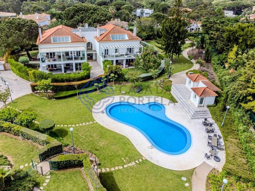 Imagem Piscina de duplex em Rua dos Abrunheiros, 83