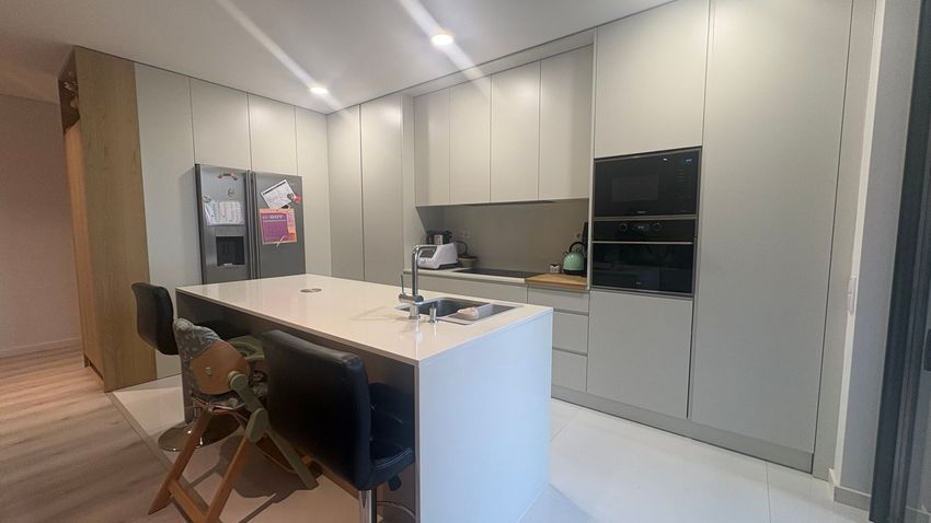 Imagem Cozinha de apartamento t2 em Rua Corina Freire, 12 d