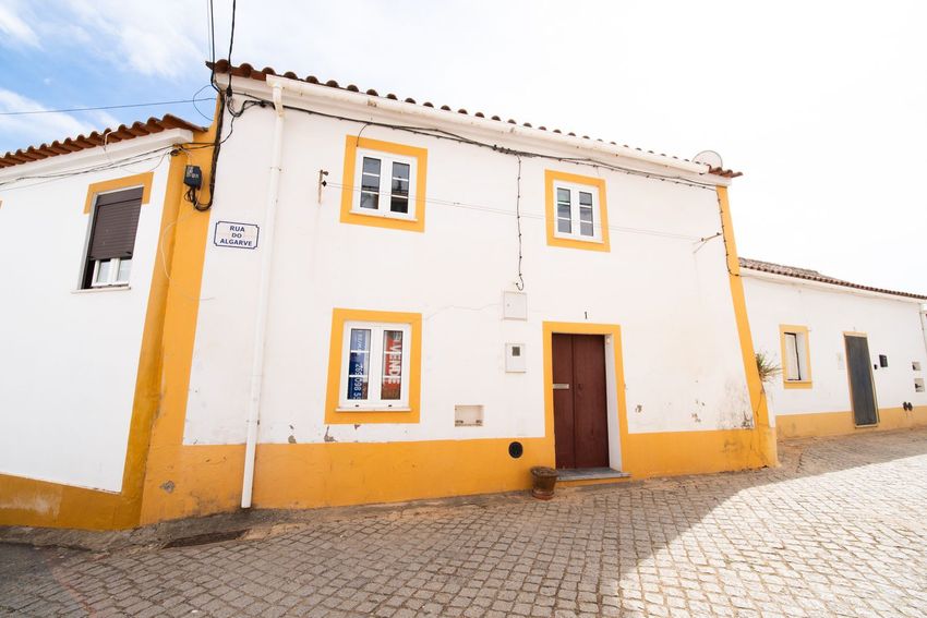 Imagem Vistas de  moradia geminada em Rua do Algarve, 1