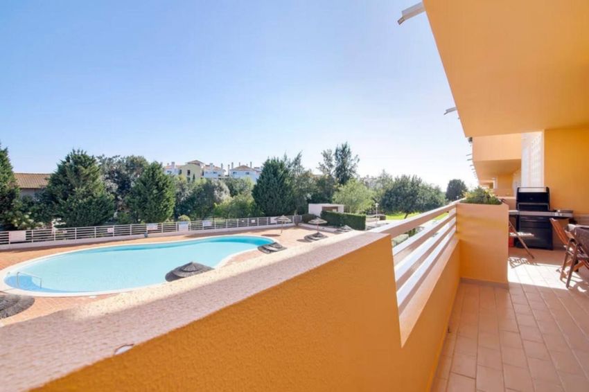 Imagem Piscina de apartamento t3 em Rua Dom Jerónimo Osório, 3