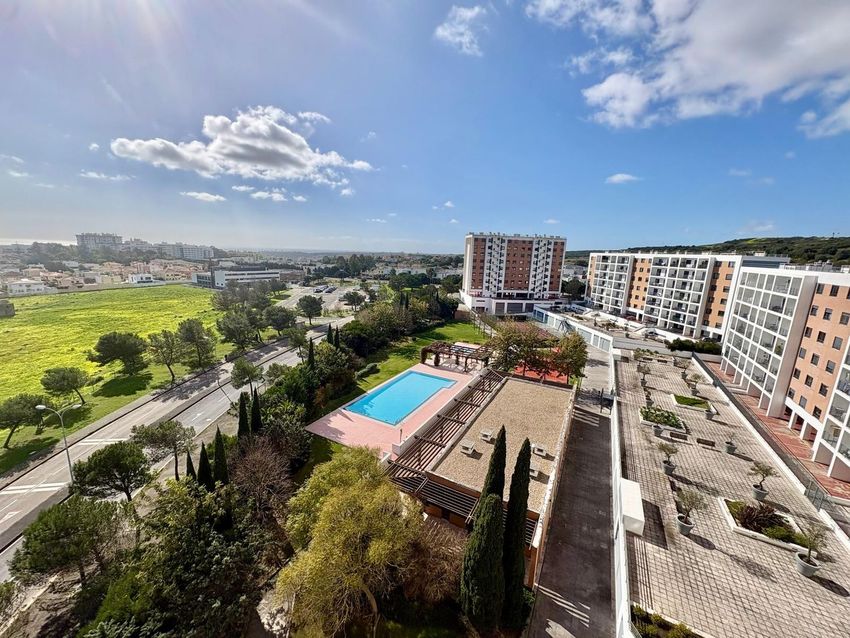 Imagem Piscina de apartamento t3 em Rua Pedro Hispano, 1