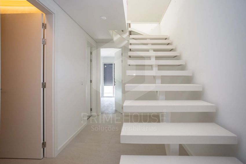 Imagem Detalhes de duplex em Praceta de Cabo Verde, 24