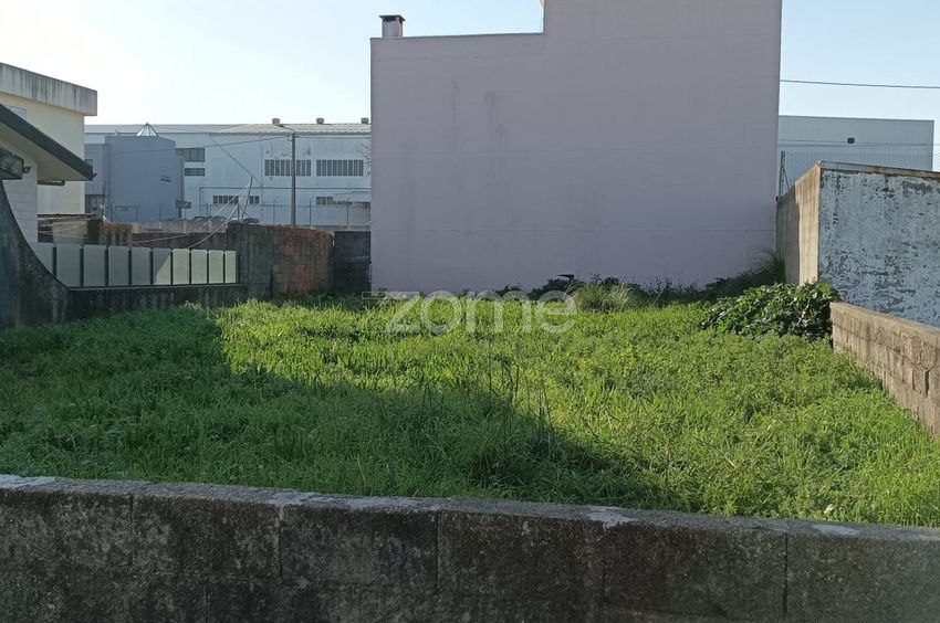 Imagem Terreno de terreno em Rua das Violetas