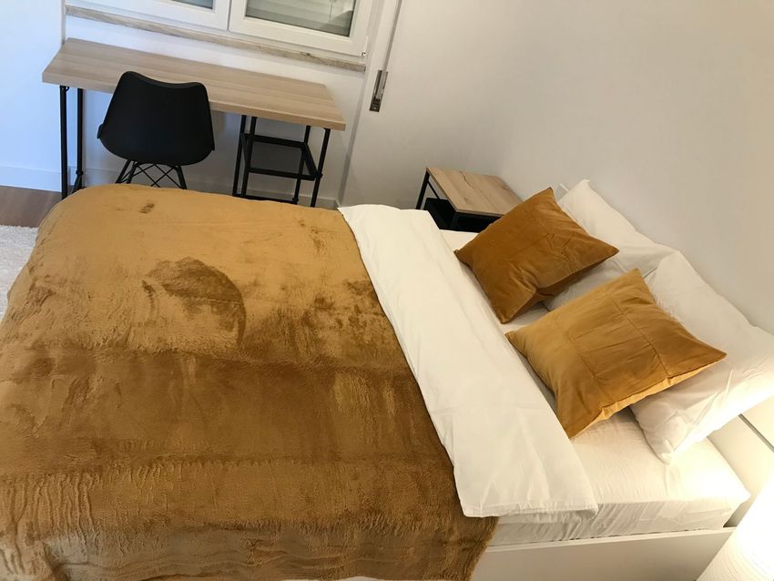 Imagem Quarto de quarto em Rua Henrique Freire, 9