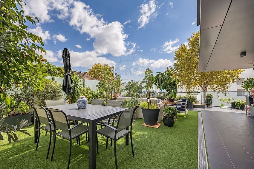 Imagem Jardim de apartamento t3 em Estrada Monumental